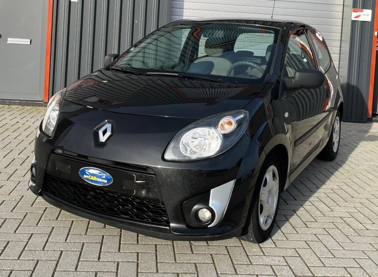 Renault Twingo - 1.2-16V Authentique APK 01-05-2026 - AutoWereld.nl