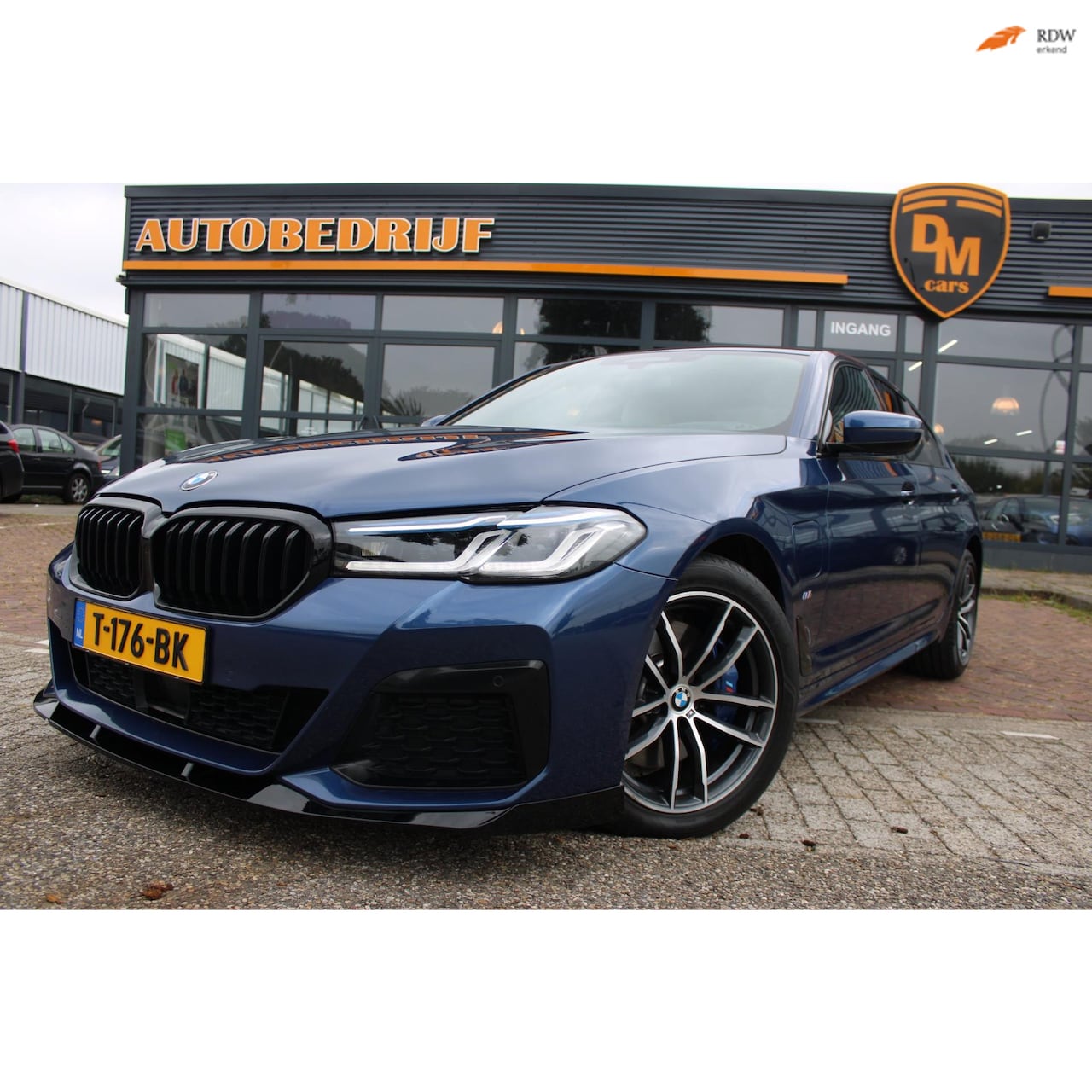 BMW 5-serie - 530e High Executive | Laser | Head-up | Soft-close | - AutoWereld.nl