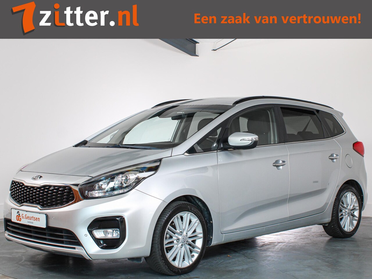 Kia Carens - 1.6 GDi DynamicLine 7-Persoons, Apple Carplay/Android auto, Navigatie, Achteruitrijcamera, - AutoWereld.nl