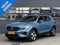 Volvo XC40 - 1.5 T4 PLUG-IN HYBRID PLUS DARK I TREKHAAK I HARMAN KARDON I SCHUIFDAK I AUTOMAAT I DEALER