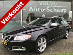 Volvo V70 - 2.0T R-Edition Automaat | Rijklaar | Achterspoiler Xenon Trekhaak Stoelverwarming