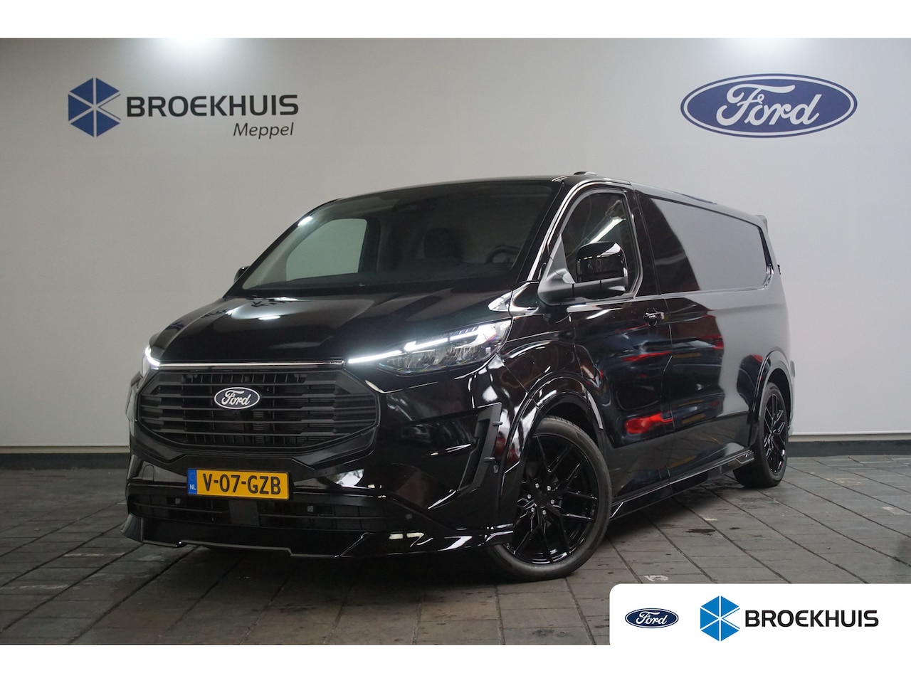 Ford Transit Custom - 300 2.0 TDCI L2H1 Limited 170pk Automaat Smartvan Bodykit | Driver assistance pack ultimat - AutoWereld.nl