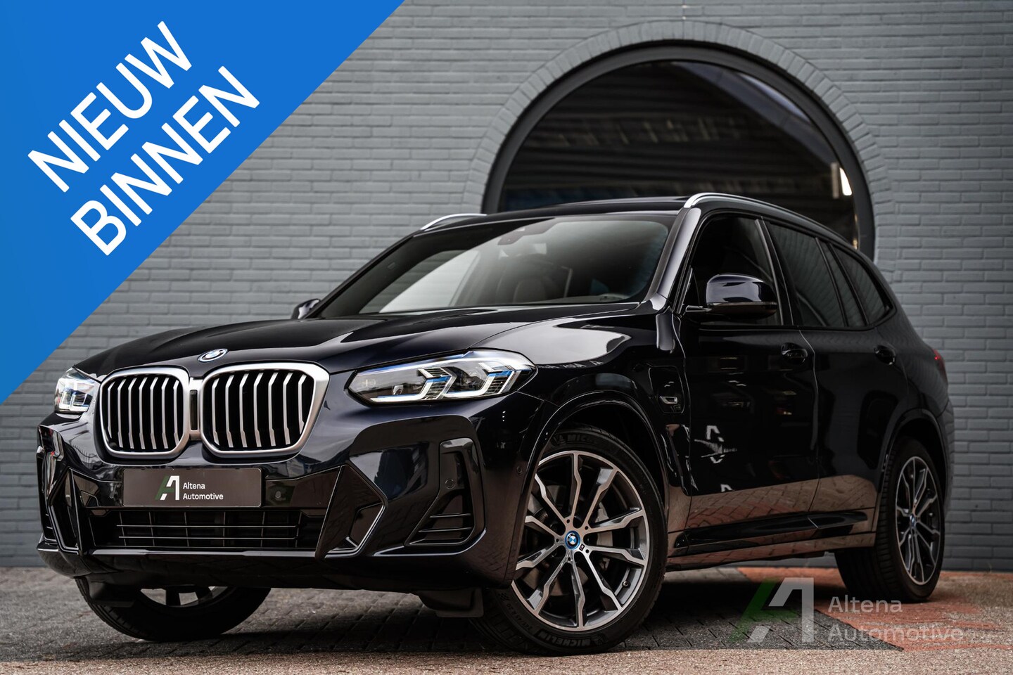 BMW X3 - xDrive30e High Executive M-sport BTW, panorama dak, head-up, camera, 20inch - AutoWereld.nl