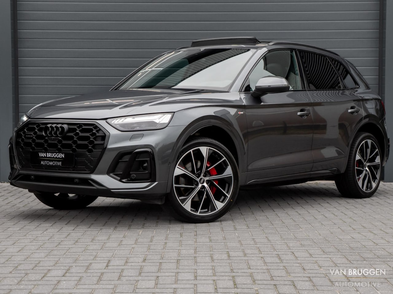 Audi Q5 - 55 TFSI e quattro Competition Pano 360 Trekhaak RS-Stoelen Massage - AutoWereld.nl