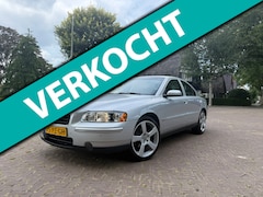 Volvo S60 - Kinetic | Cruise | Climate | Trekhaak | Lederen bekleding