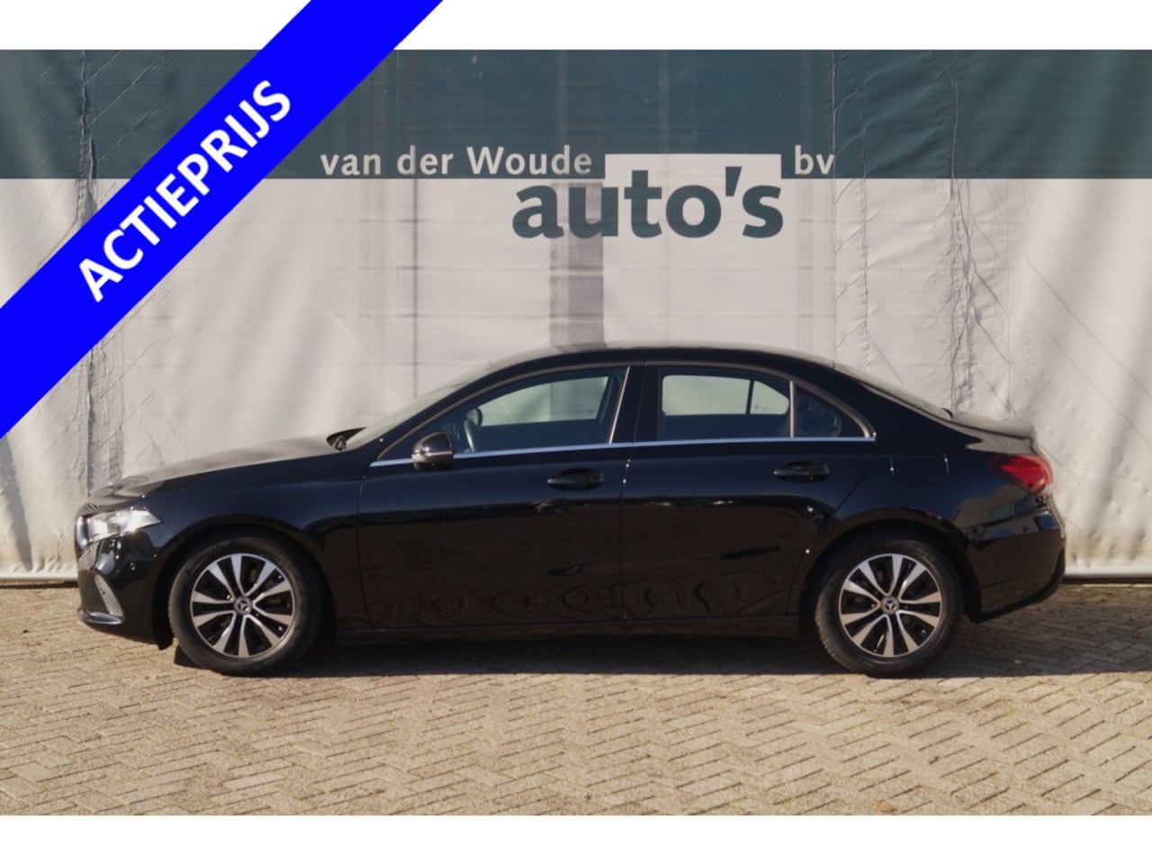 Mercedes-Benz A-klasse - 180d Automaat Business Solution -ECC-NAVI-DAB-CAM- - AutoWereld.nl