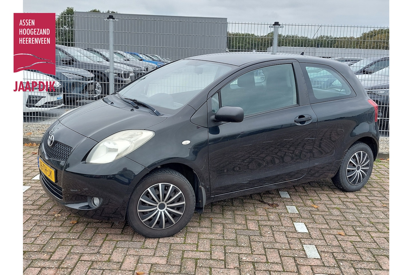 Toyota Yaris - 1.0 VVTi AIRCO / CENTR.VERGR. / ELECTR.RUITEN / CRUISE CONTROLL / TREKHAAK - AutoWereld.nl