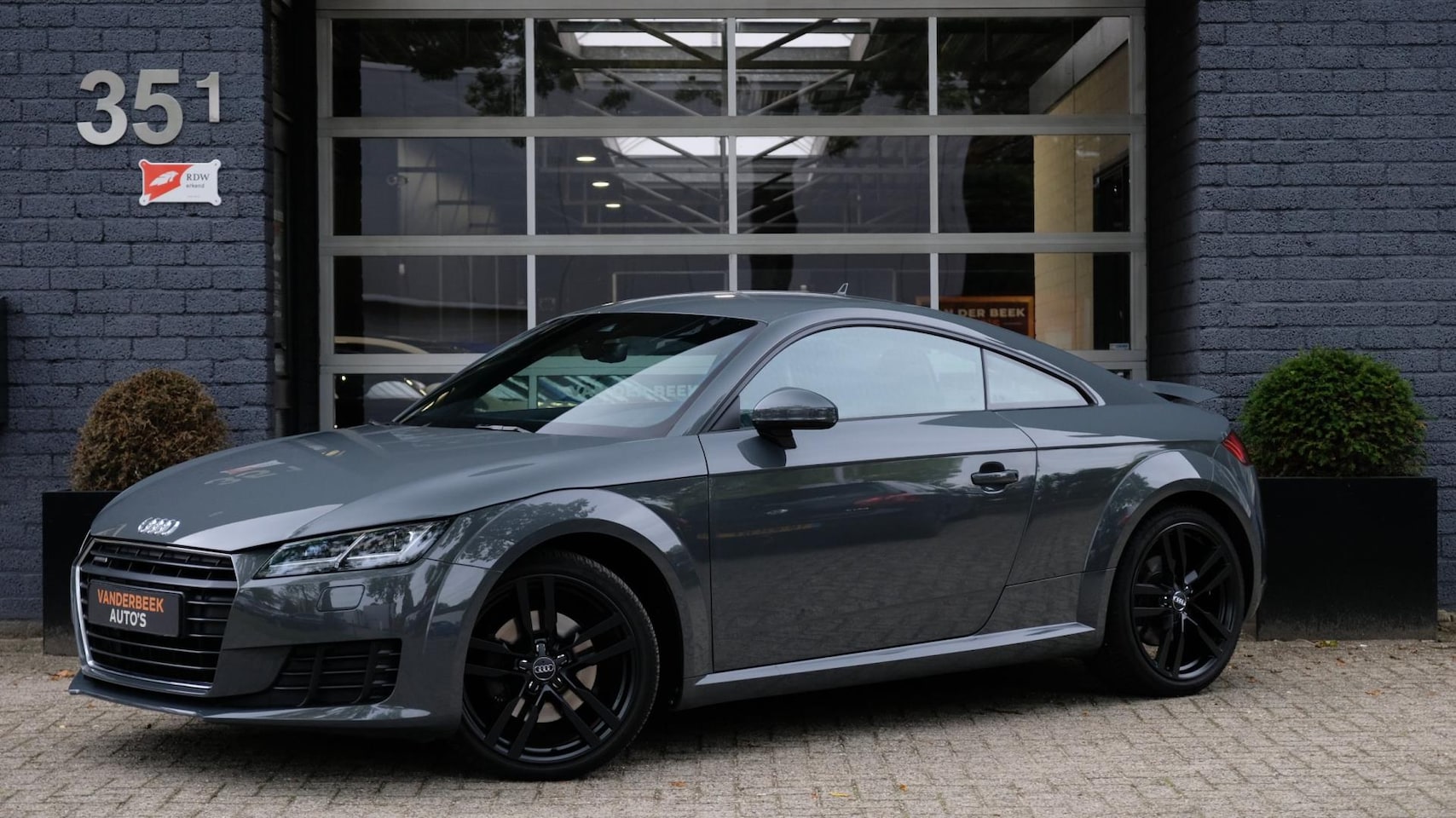 Audi TT - 2.0 TFSI quattro Pro Line 2.0 TFSI quattro Pro Line + 230PK - AutoWereld.nl