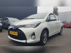 Toyota Yaris - 1.5 Hybrid Dynamic /Cruise/Lm velgen/Ecc/Camera/Wit Metalic/Enz
