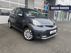 Toyota Aygo - 1.0 VVT-i NAVI / LED / BLUETOOTH