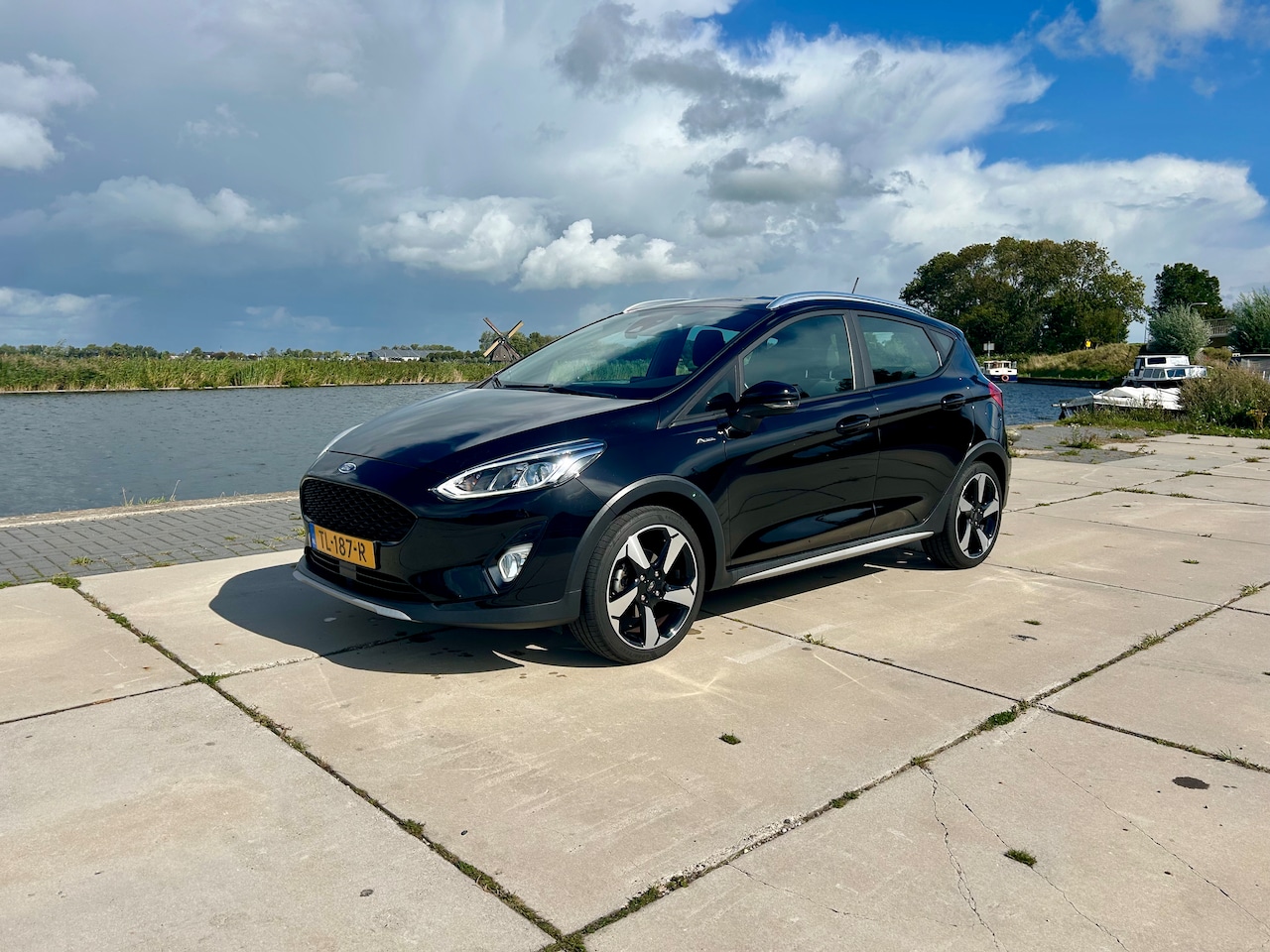 Ford Fiesta - 1.0 EcoBoost Active Dealeronderhouden, CarPlay, Adaptive Cruise, B&O, Trekhaak - AutoWereld.nl