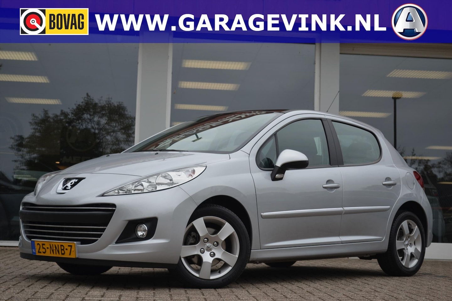 Peugeot 207 - 1.6L | Automaat | 15.850km NAP! | Panaramadak - AutoWereld.nl