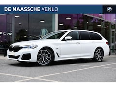 BMW 5-serie Touring - 530e High Executive M Sport Automaat / Trekhaak / M Sportstoelen / Achteruitrijcamera / La