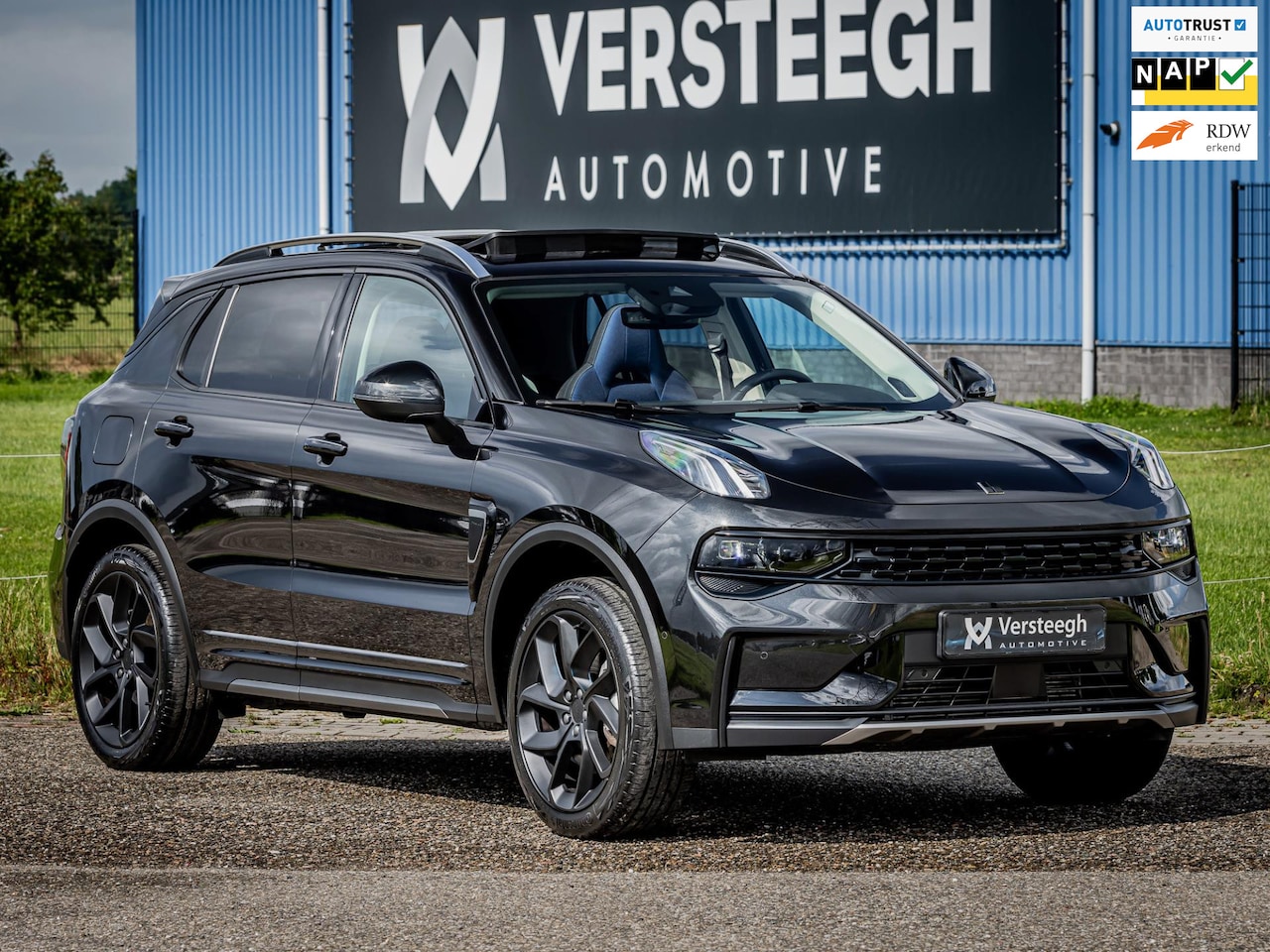 Lynk & Co 01 - 1.5 Plug-In Hybrid 262pk BLACKED OUT - AutoWereld.nl