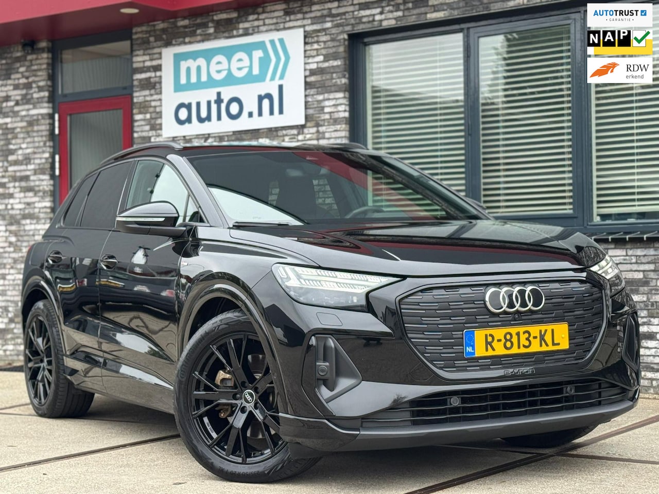 Audi Q4 e-tron - 40 S-LINE Competition 77 kWh RS- ZETELS l TREKHAAK l CAMERA l MATRIX l ADAPT.CRUISE l CARP - AutoWereld.nl