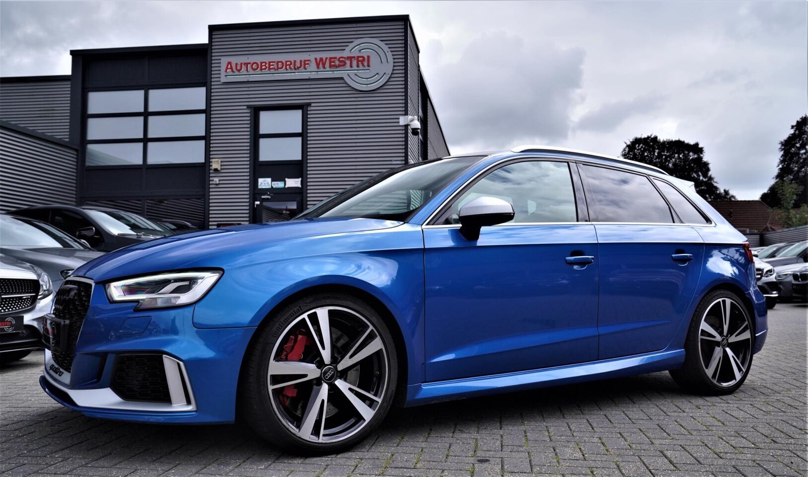 Audi RS3 - Sportback 2.5 TFSI RS 3 Quattro | 400PK | Schuif/kanteldak | RS-zetels | Camera | Virtual - AutoWereld.nl