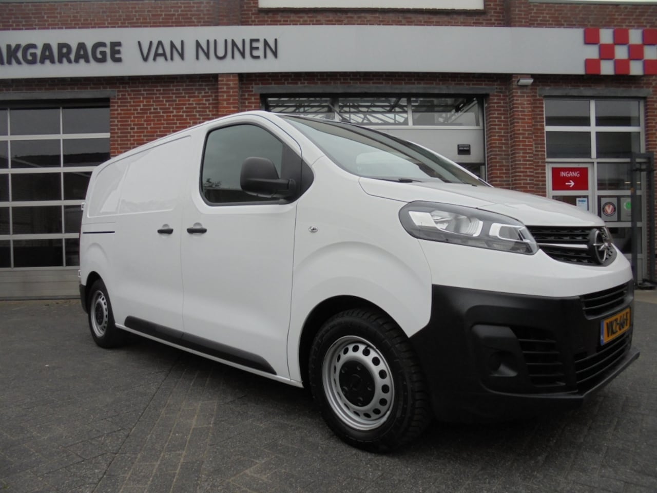 Opel Vivaro - 1.5 CDTI L2-H1 Edition||Airco||Rijklaar|| - AutoWereld.nl