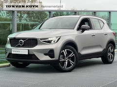 Volvo XC40 - 2.0 B4 Plus Dark Mild hybrid, Automaat, Trekhaak semi elektrisch wegklapbaar, Stoelverwarm