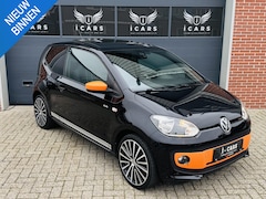 Volkswagen Up! - 1.0 high up BlueMotion NAVI AIRCO PDC 2e eig