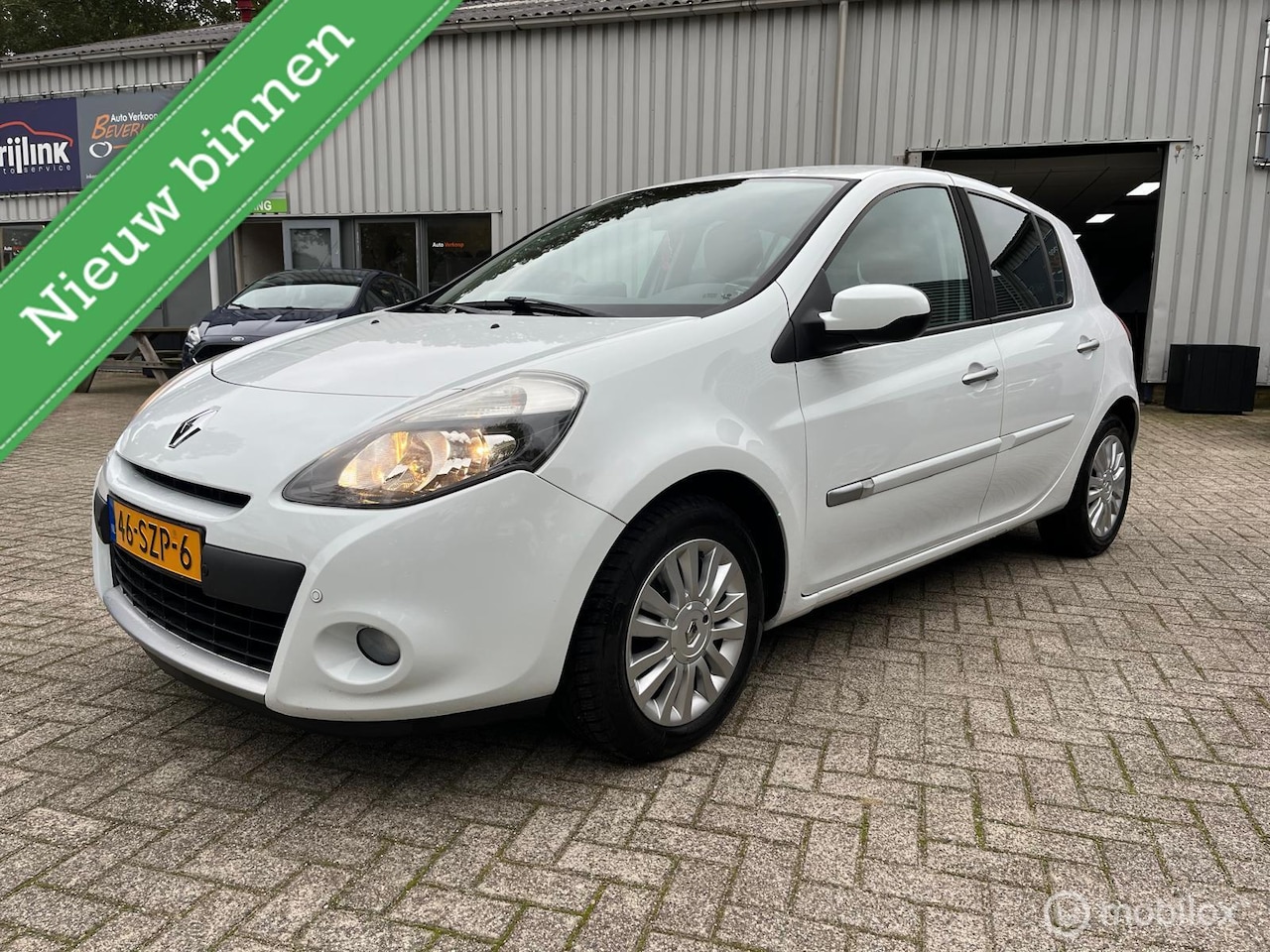 Renault Clio - 1.2 Authentique 1.2 Authentique - AutoWereld.nl