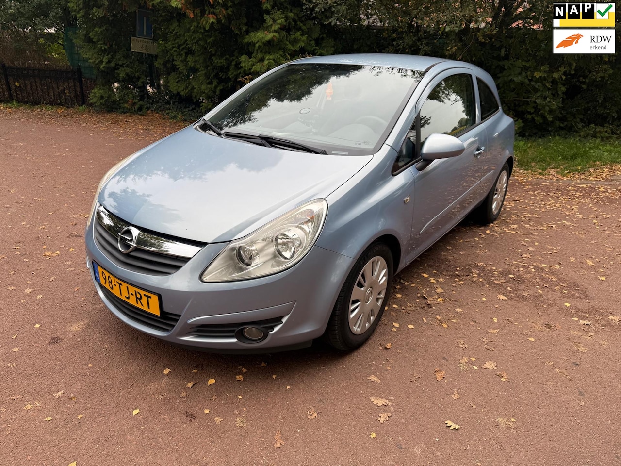 Opel Corsa - 1.2-16V Business / Airco / Apk / NAP / nette auto - AutoWereld.nl
