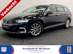 Volkswagen Passat Variant - 1.4 TSI PHEV GTE Business | NAVIGATIE | TREKHAAK | ACC | CAMERA |