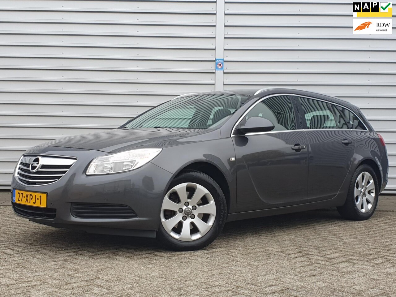 Opel Insignia Sports Tourer - 1.6 T Clima/Navi/Dealer OH!/1e Eigenaar - AutoWereld.nl