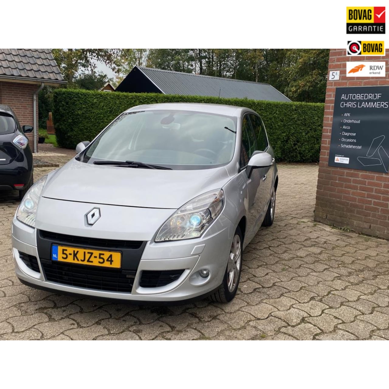 Renault Scénic - Celsium 2.0 Aut. 53000KM! Rijklaar prijs! - AutoWereld.nl
