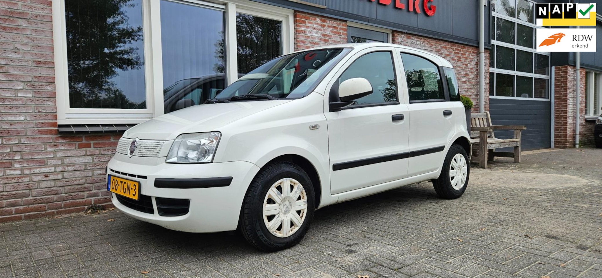Fiat Panda - 1.2 Active NAP! Stuurbekrachtiging! Nieuwe Apk! Nette Auto! - AutoWereld.nl