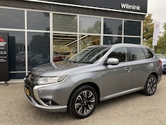 Mitsubishi Outlander - 2.0 PHEV Exec. Ed