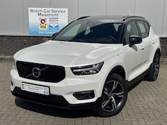Volvo XC40 - 2.0 T4 AWD R-Design | Panoroma | 1. Eigenaar | Dealer onderhouden | Parelmoer Interesse, P