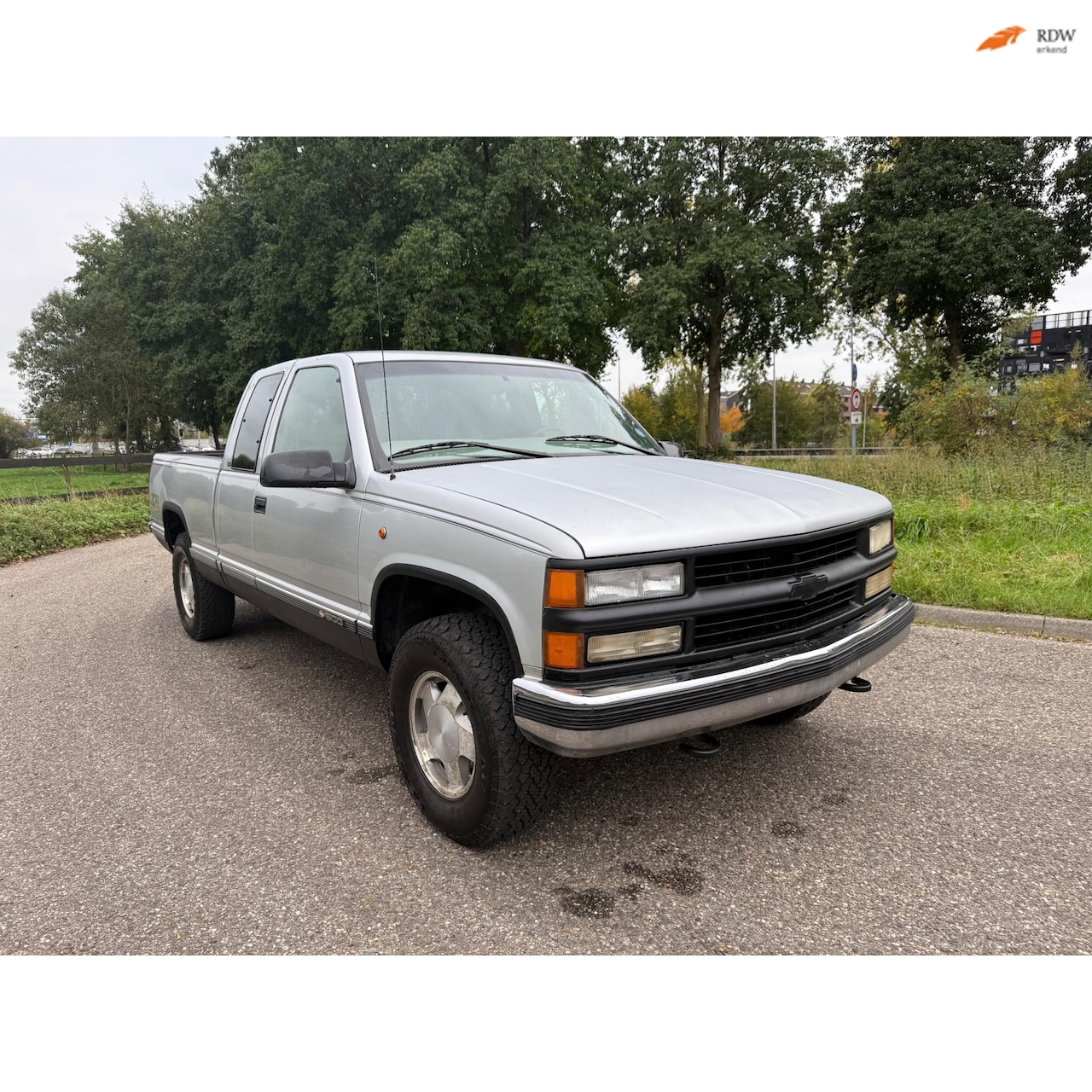 Chevrolet K1500 - Pick-up 4X4 5.7 V8 Automaat Benzine/LPG Grijskenteken - AutoWereld.nl