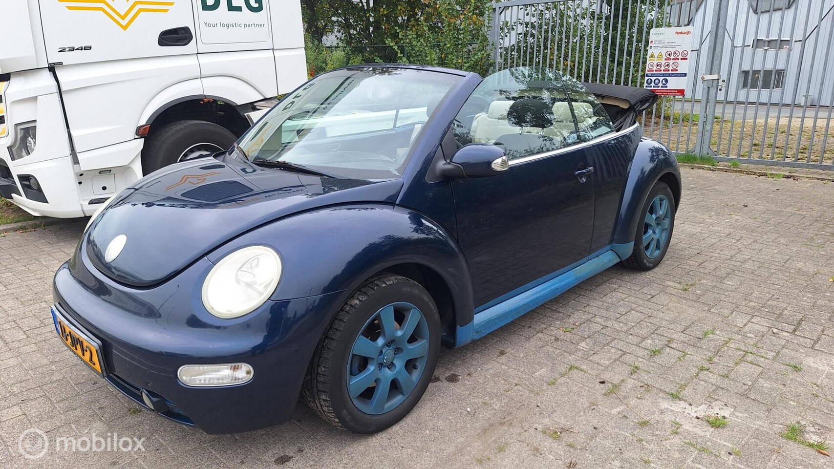Volkswagen New Beetle Cabriolet - 1.6 Highline 1.6 Highline - AutoWereld.nl