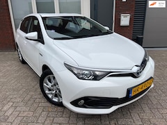 Toyota Auris - 1.8 Hybrid Aspiration / Camera / Navi / Clima / Cruise / NAP