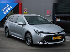 Toyota Corolla - Hybrid 140PK TEAM D (10 JAAR GARANTIE*)FACE-LIFT, 18DKM, GROOT SCHERM, WINTERPAKKET, LED