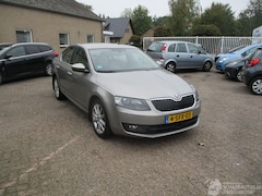 Skoda Octavia - 1.2 TSI Grt Eleg Bns REST BPM 300 EURO