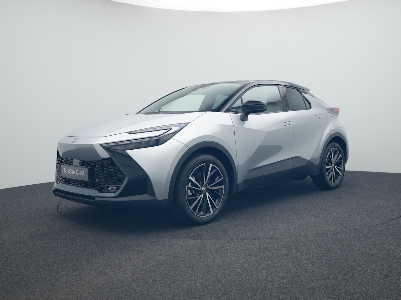 Toyota C-HR - 2.0 Plug-in Hybrid 220 Executive | Nu Beschikbaar met 3500 euro inruilvoordeel | - AutoWereld.nl