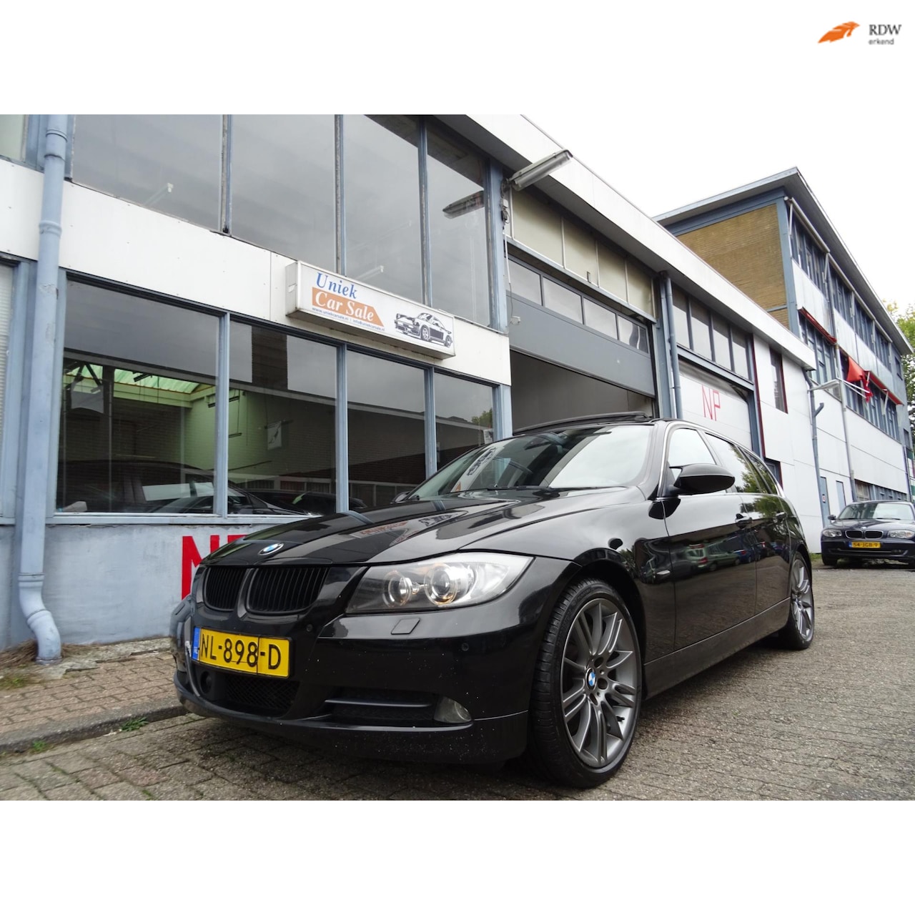 BMW 3-serie Touring - 330xi High Executive 330xi High Executive - AutoWereld.nl