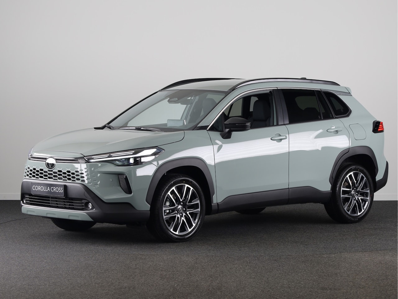 Toyota Corolla Cross - Hybrid 140 Dynamic | Nu Beschikbaar met 1500 euro inruilvoordeel | - AutoWereld.nl