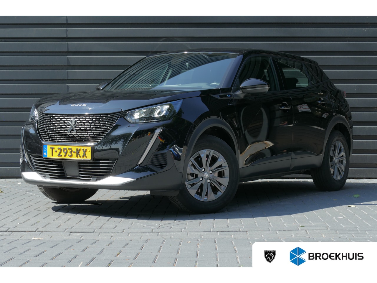 Peugeot e-2008 - EV 136PK 50KWH ACTIVE PACK AUTOMAAT / NAVI / LED / PDC / 16" LMV / BLUETOOTH / CRUISECONTR - AutoWereld.nl