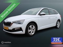 Skoda Scala - 1.0 TSI Sport Business, Panoramadak, Trekhaak, Clima, Cruise, Led verlichting, Donker glas
