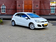 Kia Rio - 1.2 CVVT Comfort Pack / Airco 5 Drs / Nieuwe Apk / Nap