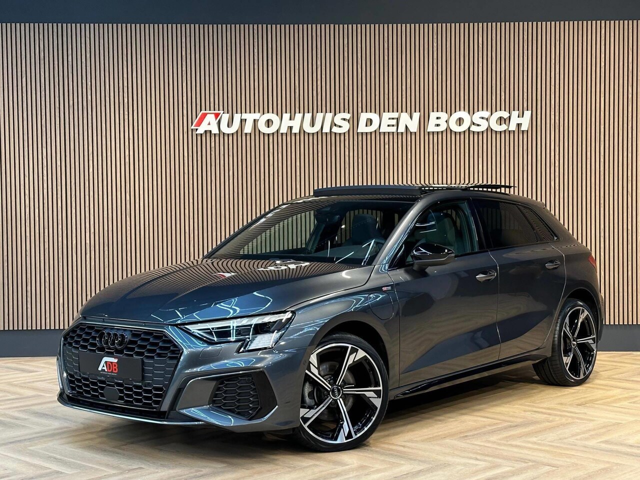 Audi A3 Sportback - 40 TFSI e 204PK S Line. Pano - B&O - Matrix - AutoWereld.nl