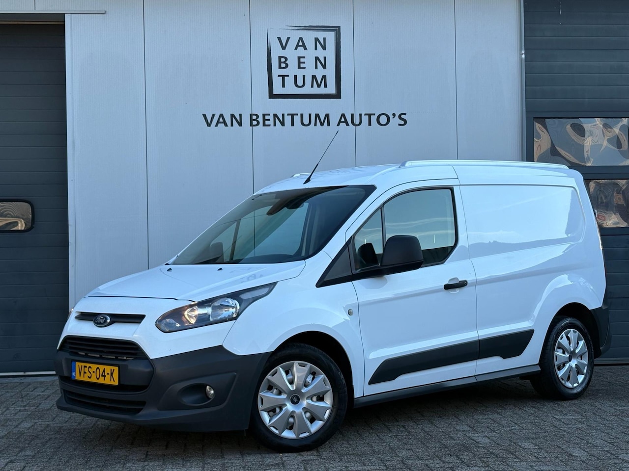 Ford Transit Connect - 1.6 TDCI 95pk Airco Cruise Parkeersensoren Trekhaak - AutoWereld.nl