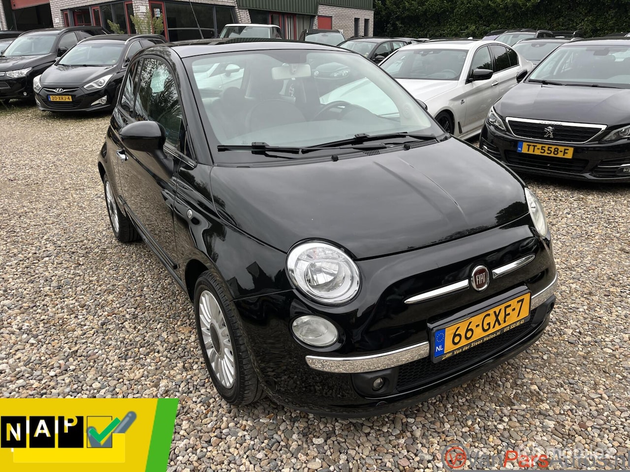 Fiat 500 - 1.2 Lounge 1.2 Lounge,Ponarama-dak,Airco,2de eigenaar! - AutoWereld.nl