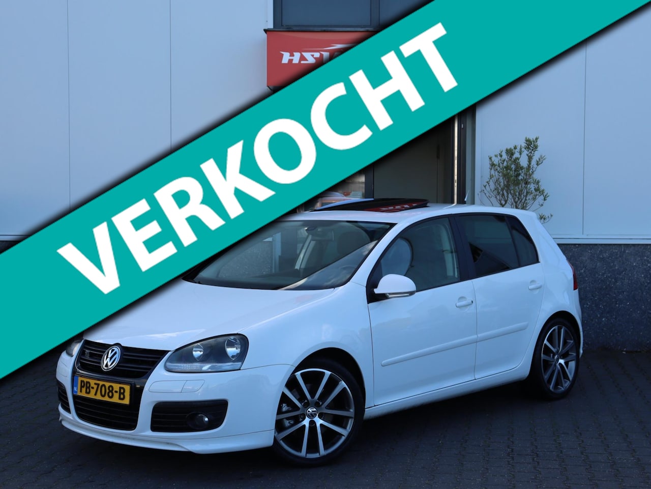 Volkswagen Golf - 1.4 TSI GT Sport Business 170 PK airco LM 4-deurs - AutoWereld.nl