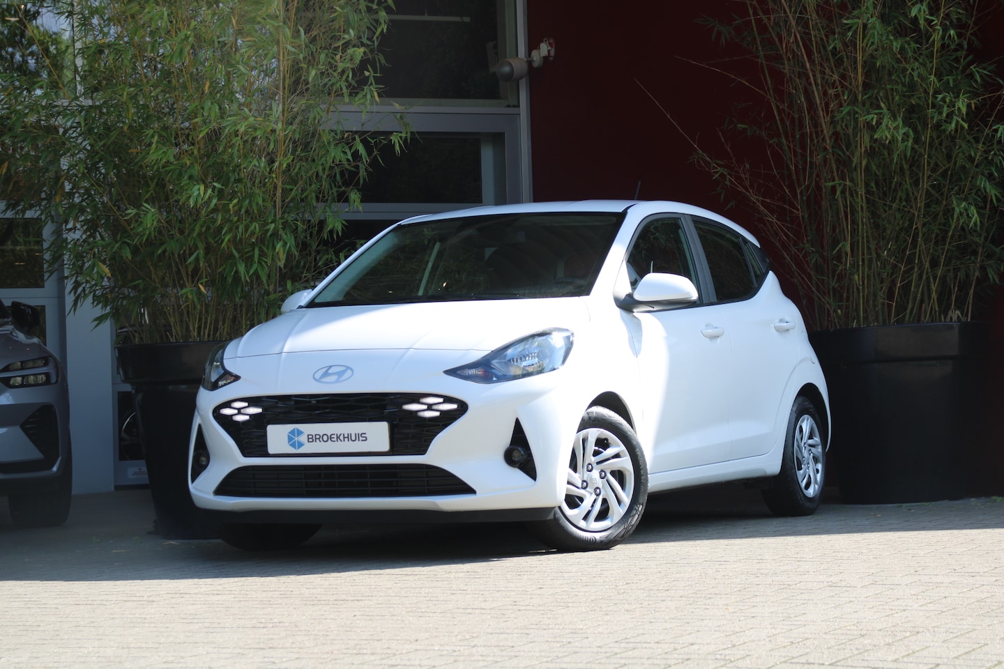 Hyundai i10 - 1.0 Comfort | Airco | Centrale vergrendeling met afstandsbediening | Cruise control - AutoWereld.nl