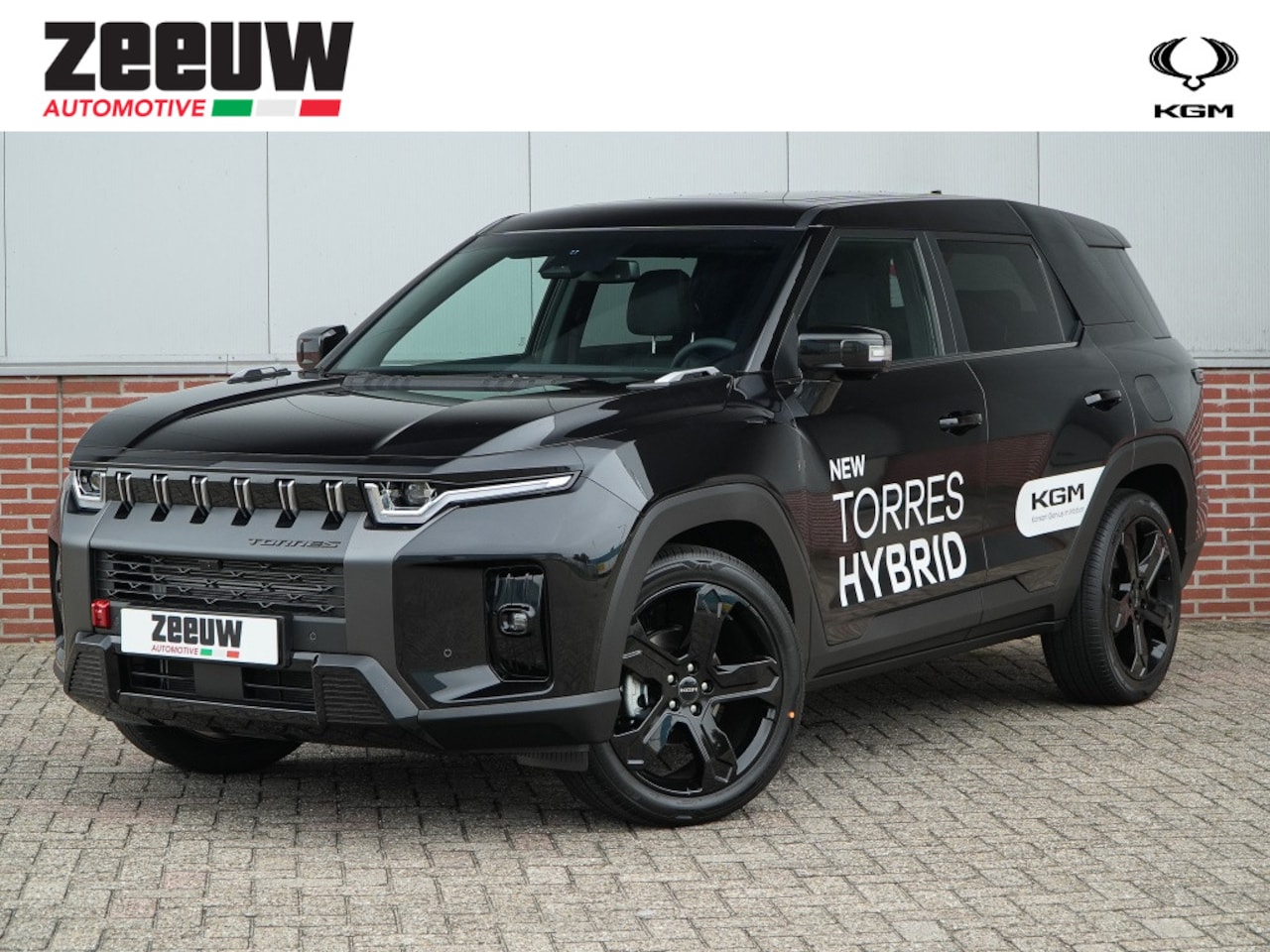 KGM Torres EVX - 204 Pk Blackline panoramisch schuifdak - AutoWereld.nl