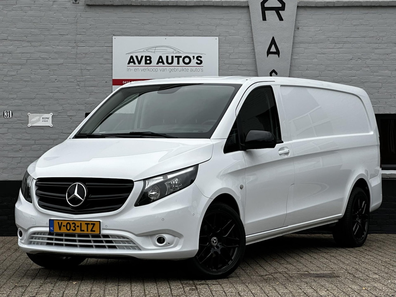 Mercedes-Benz Vito - 116 CDI L3 Extra Lang Cruise Navi Trekhaak - AutoWereld.nl