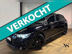 Volkswagen Golf - 1.5 eTSI R-Line PANO KEYLESS